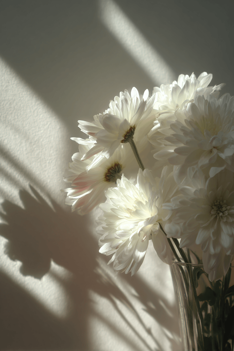 27 White Flower Bouquets That Define Elegance and Grace