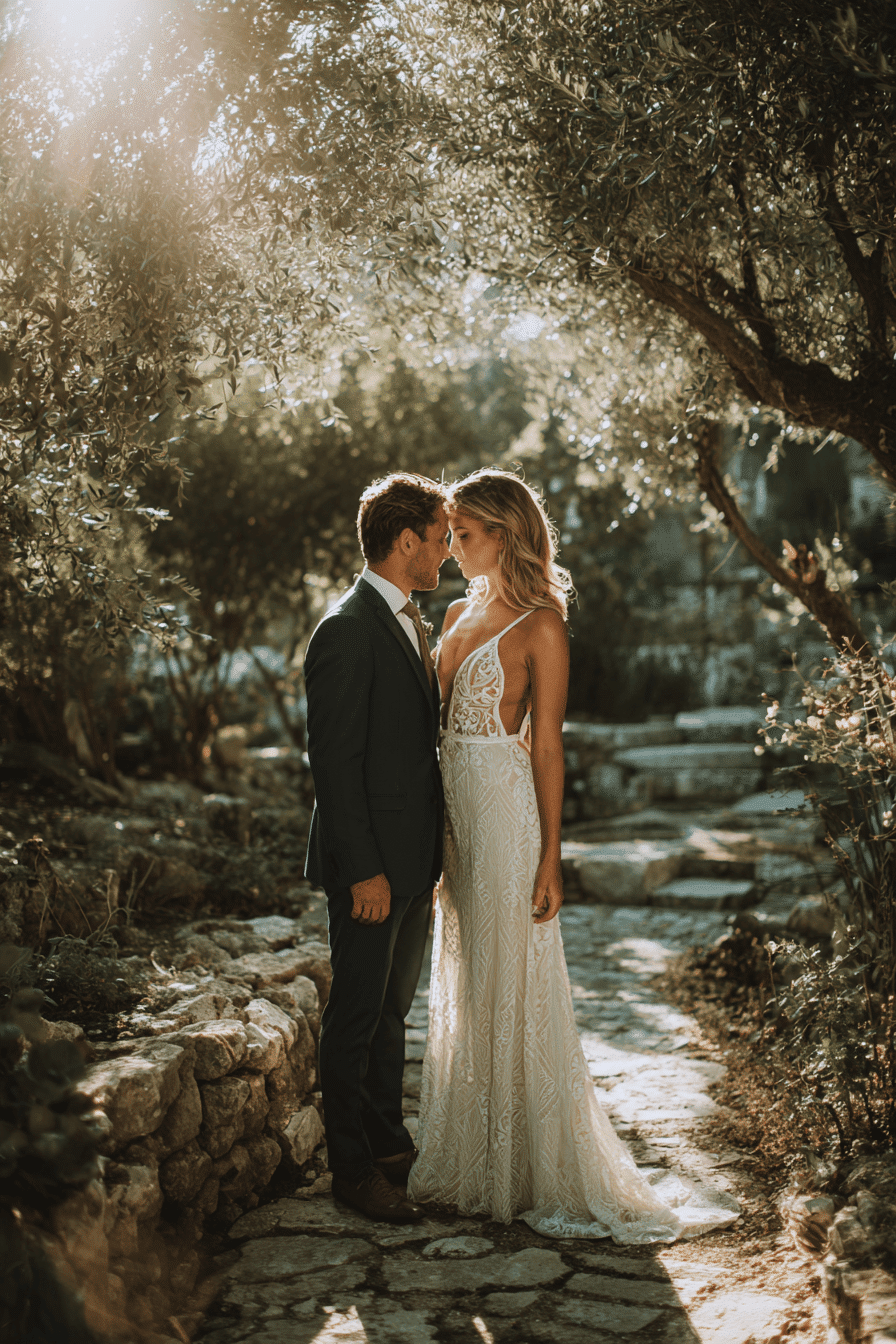 27 Beautiful Olive Green Wedding Designs to Inspire You