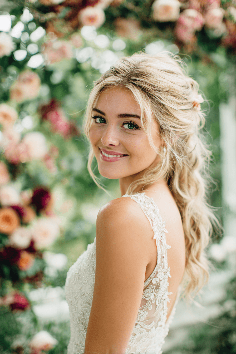 27 Half Up Half Down Wedding Hair Ideas That Are Simply Stunning