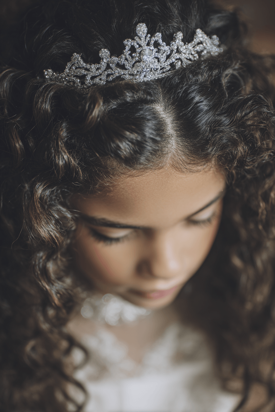 27 Pretty Flower Girl Hair Inspirations for a Fairytale Wedding