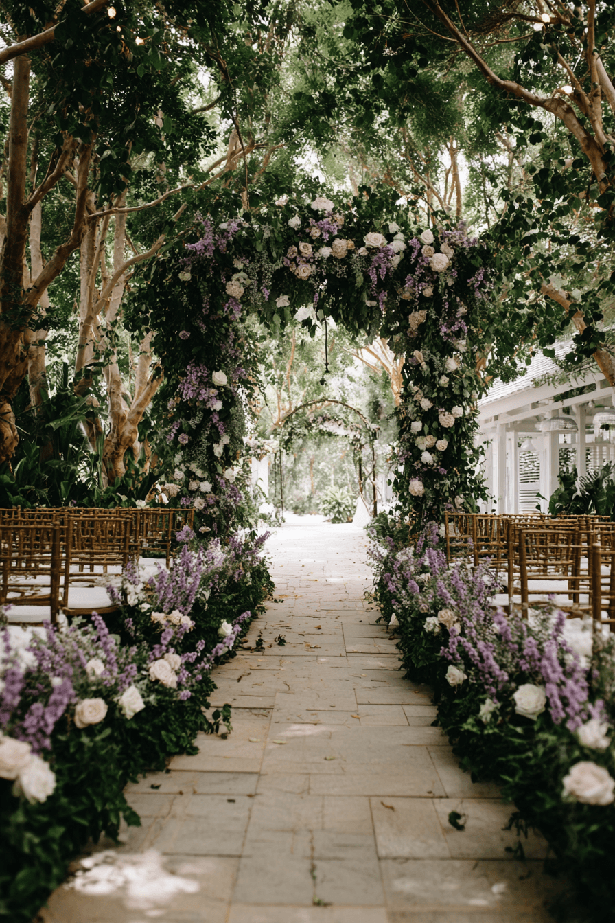 27 Purple Wedding Color Combinations That Look Absolutely Gorgeous