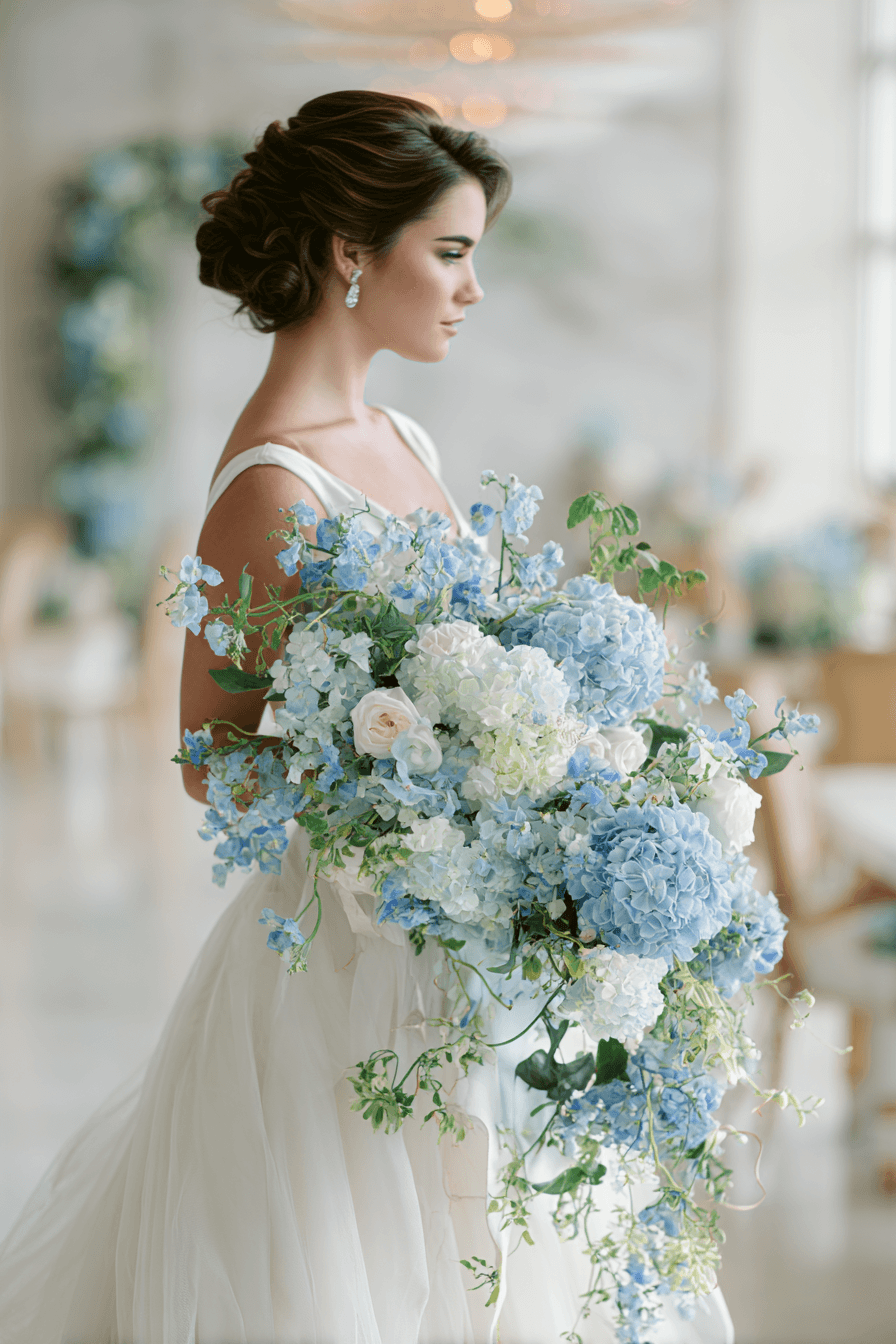 27 Elegant Cascading Wedding Bouquets Every Bride Will Love