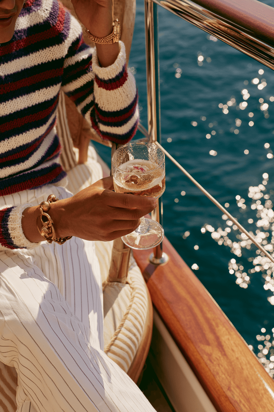 27 Old Money Summer Outfits That Look Effortlessly Elegant