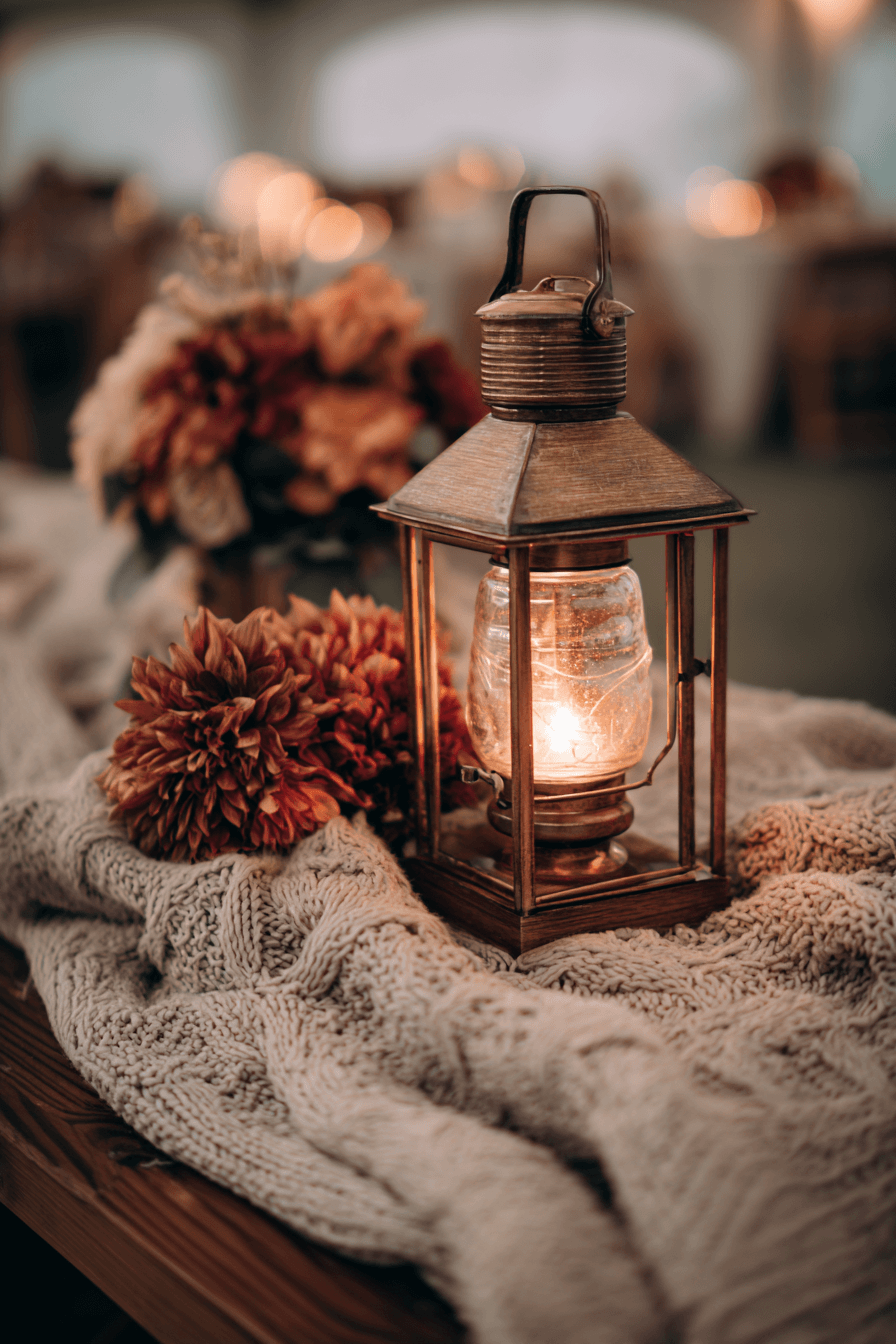 27 Halloween Wedding Ideas for a Spooky and Romantic Celebration