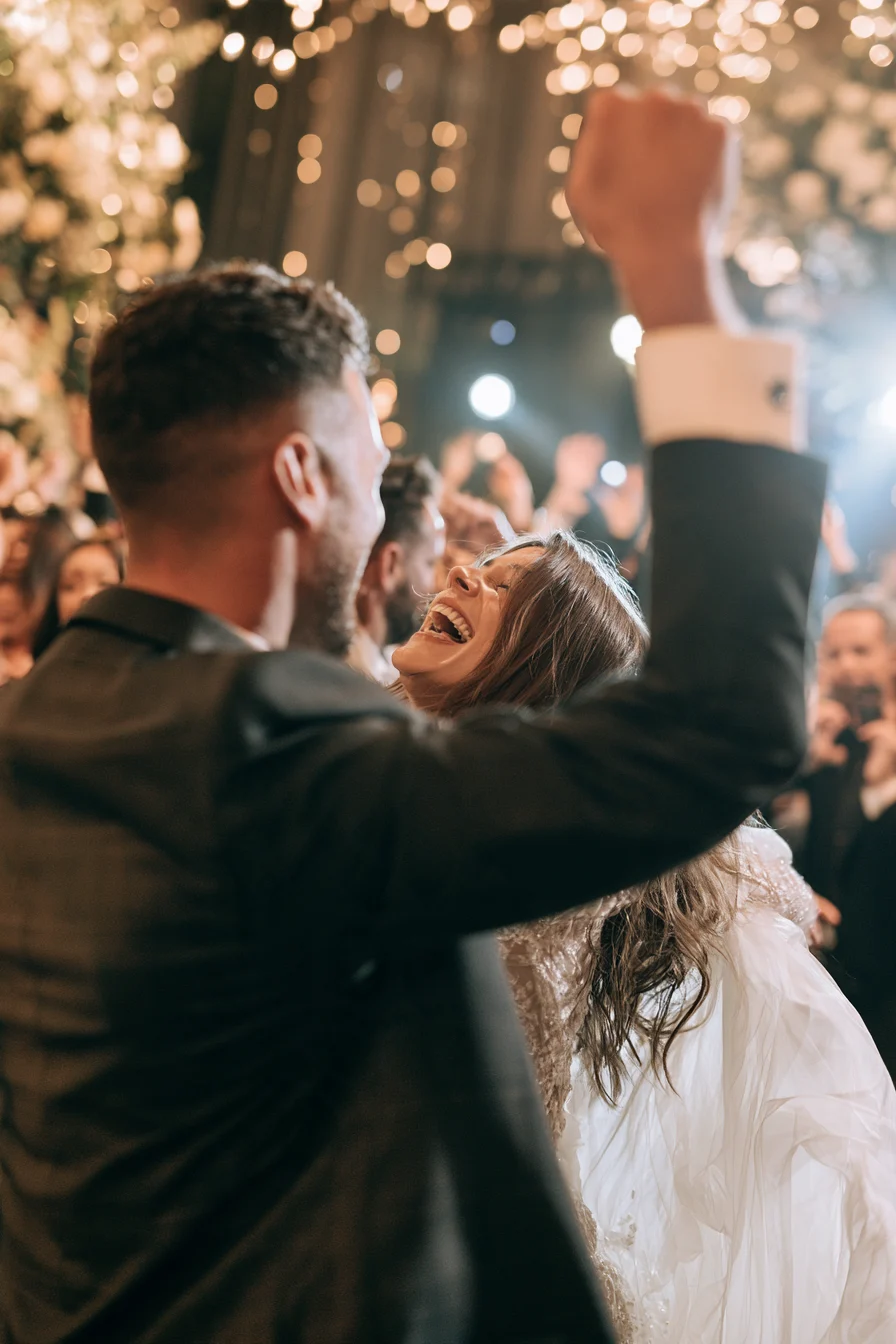 27 Fun Wedding Reception Ideas to Keep Everyone Entertained